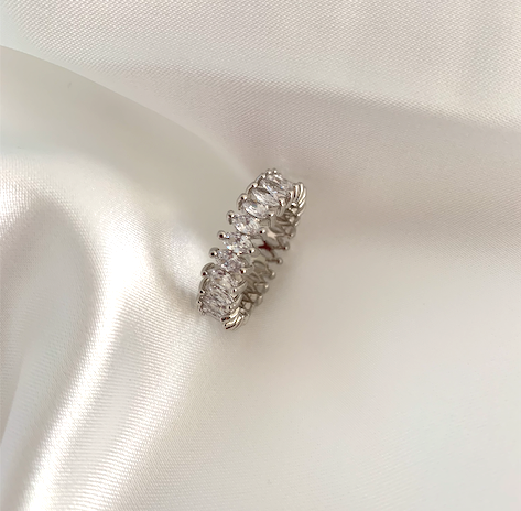marquise-cut-cubic-zirconia-stacking-eternity-ring-silver